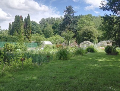 Les Jardins de Bullion Image 1